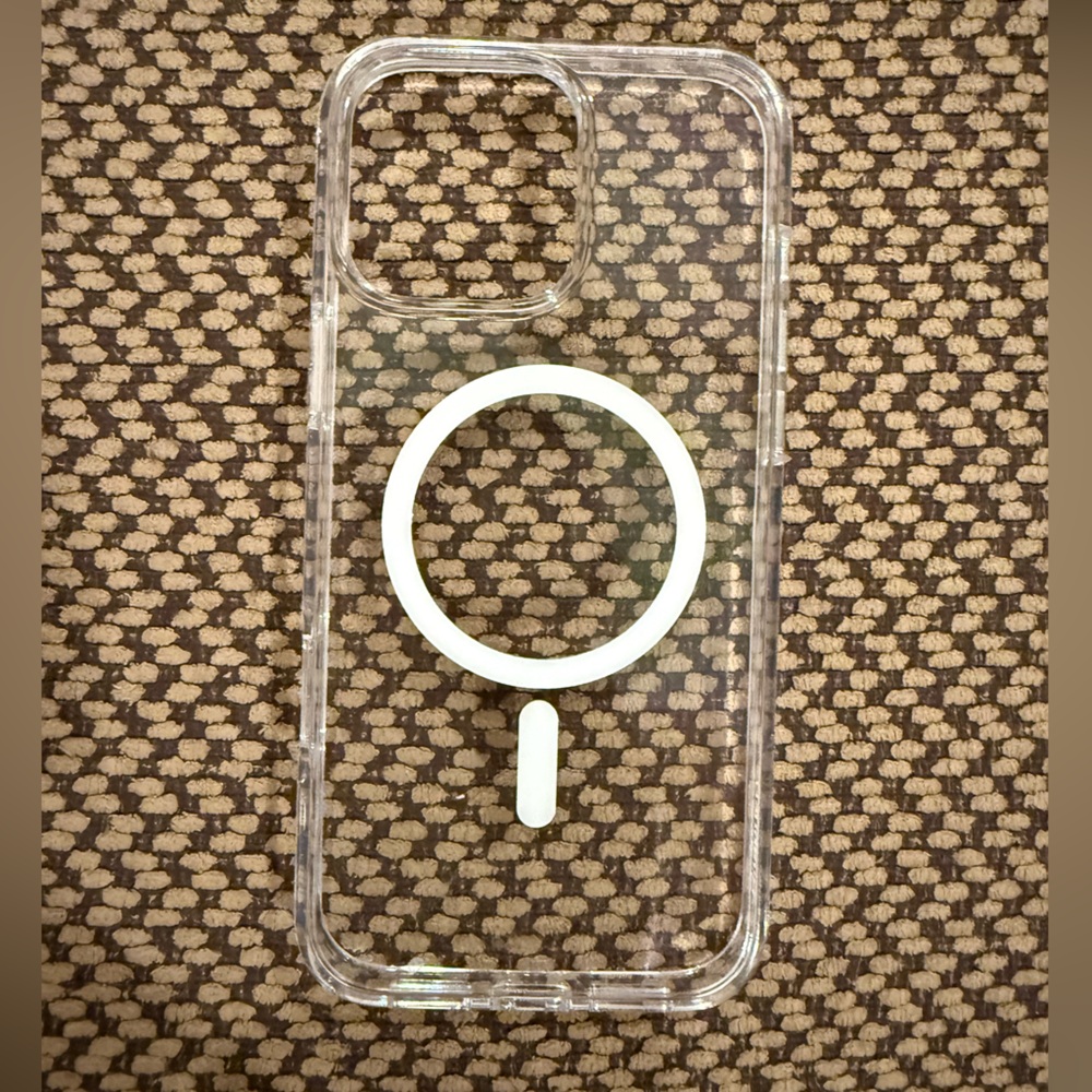 Case Mate Clear Phone Case with MagSafe Compatibility